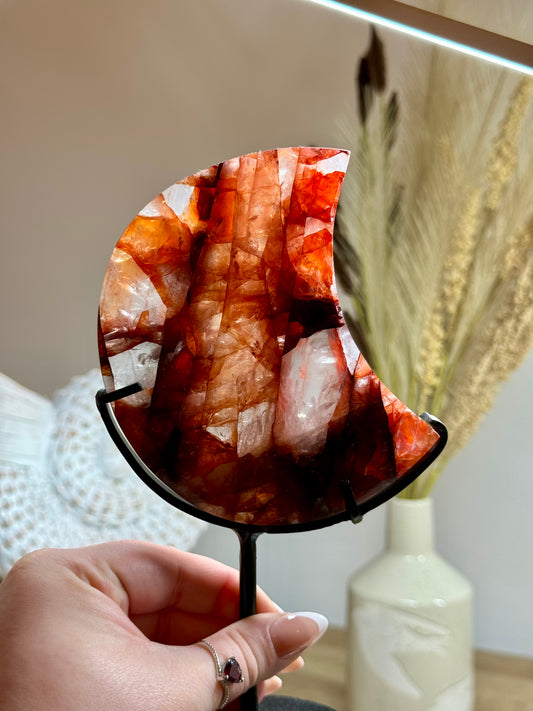 Statement Fire Quartz Moon