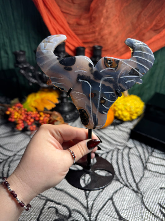 Agate Bull Head