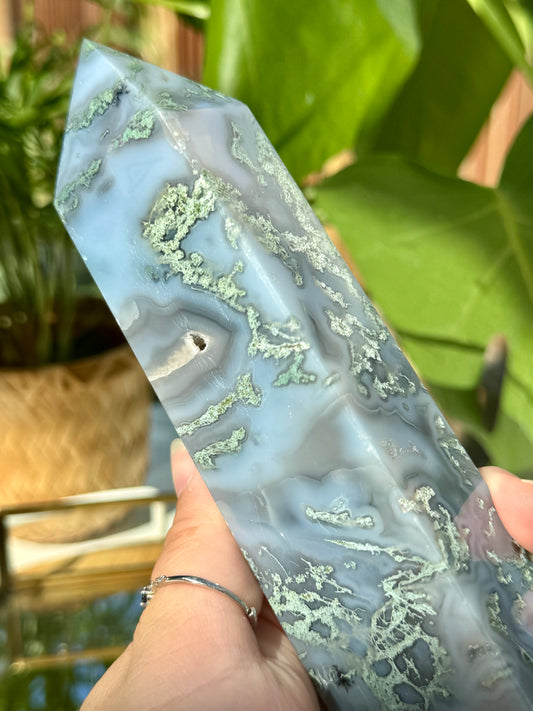 Statement Moss Agate Tower