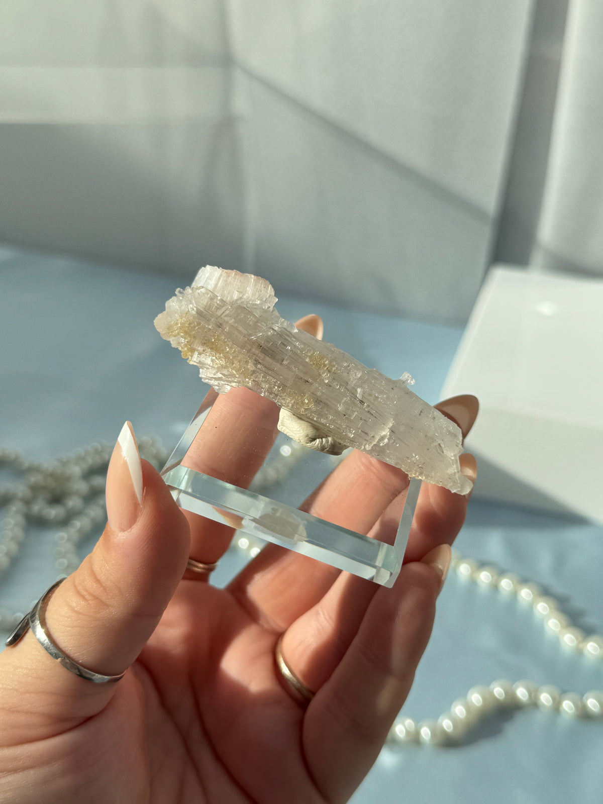 Iron-Kissed Scolecite Sprays