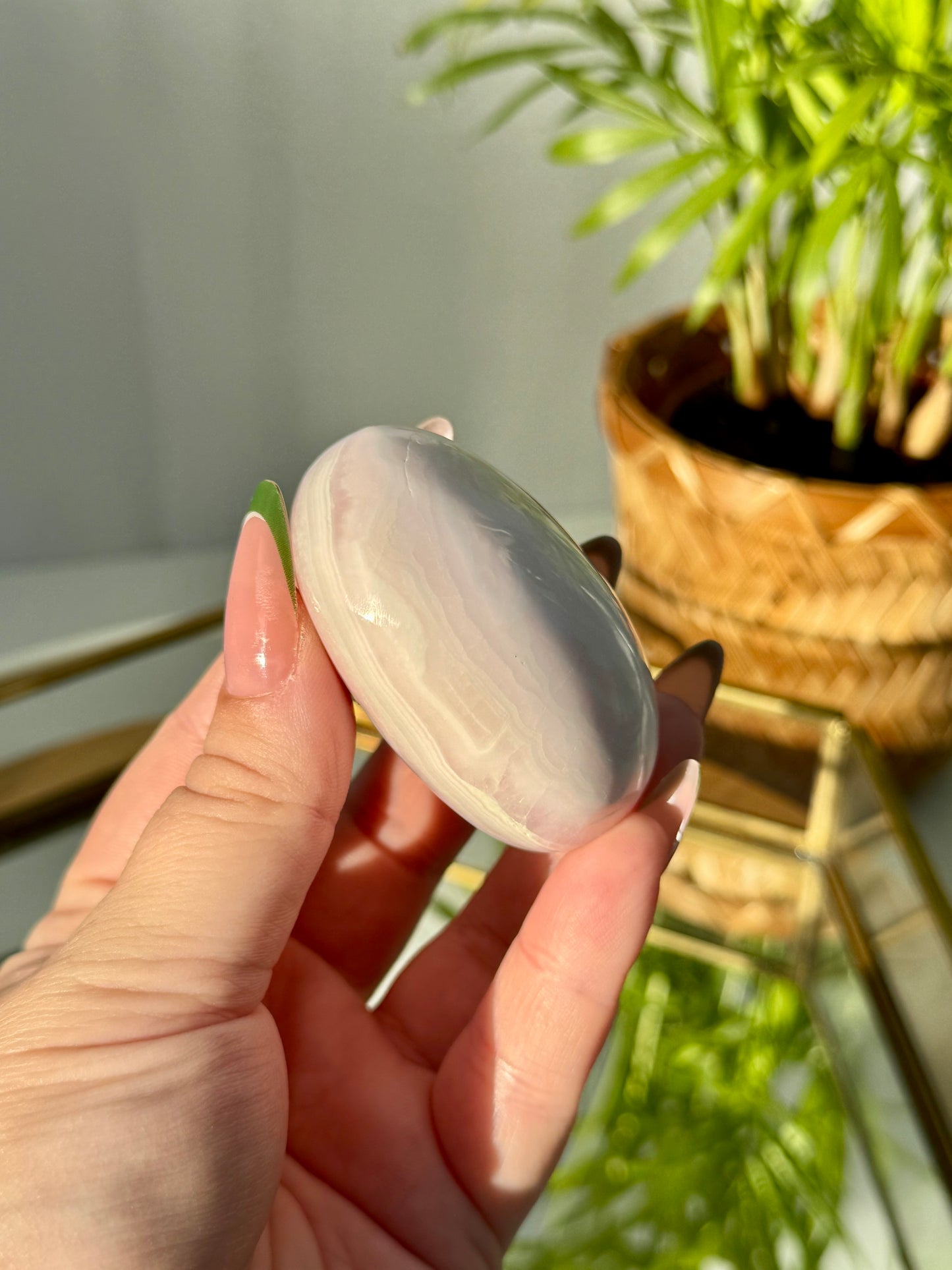 Peruvian Mangano Calcite Palm