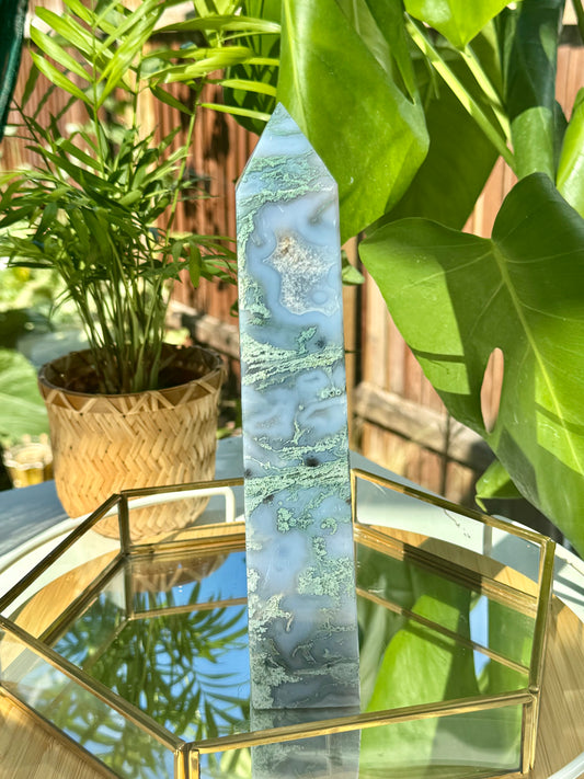 Statement Moss Agate Tower
