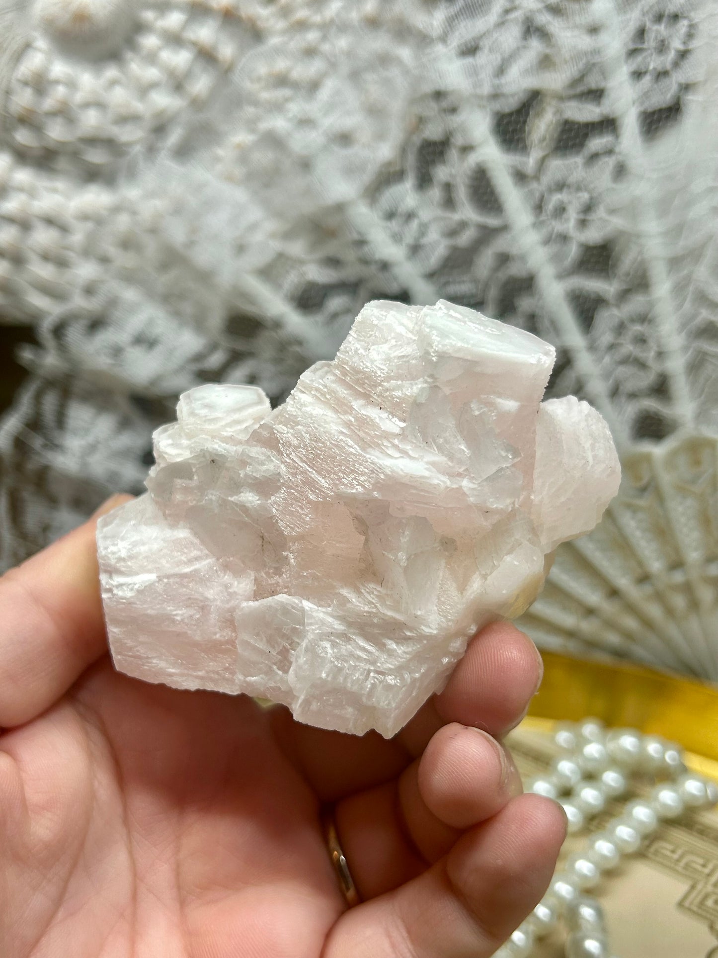 Raw Mangano Calcite (UV Reactive)