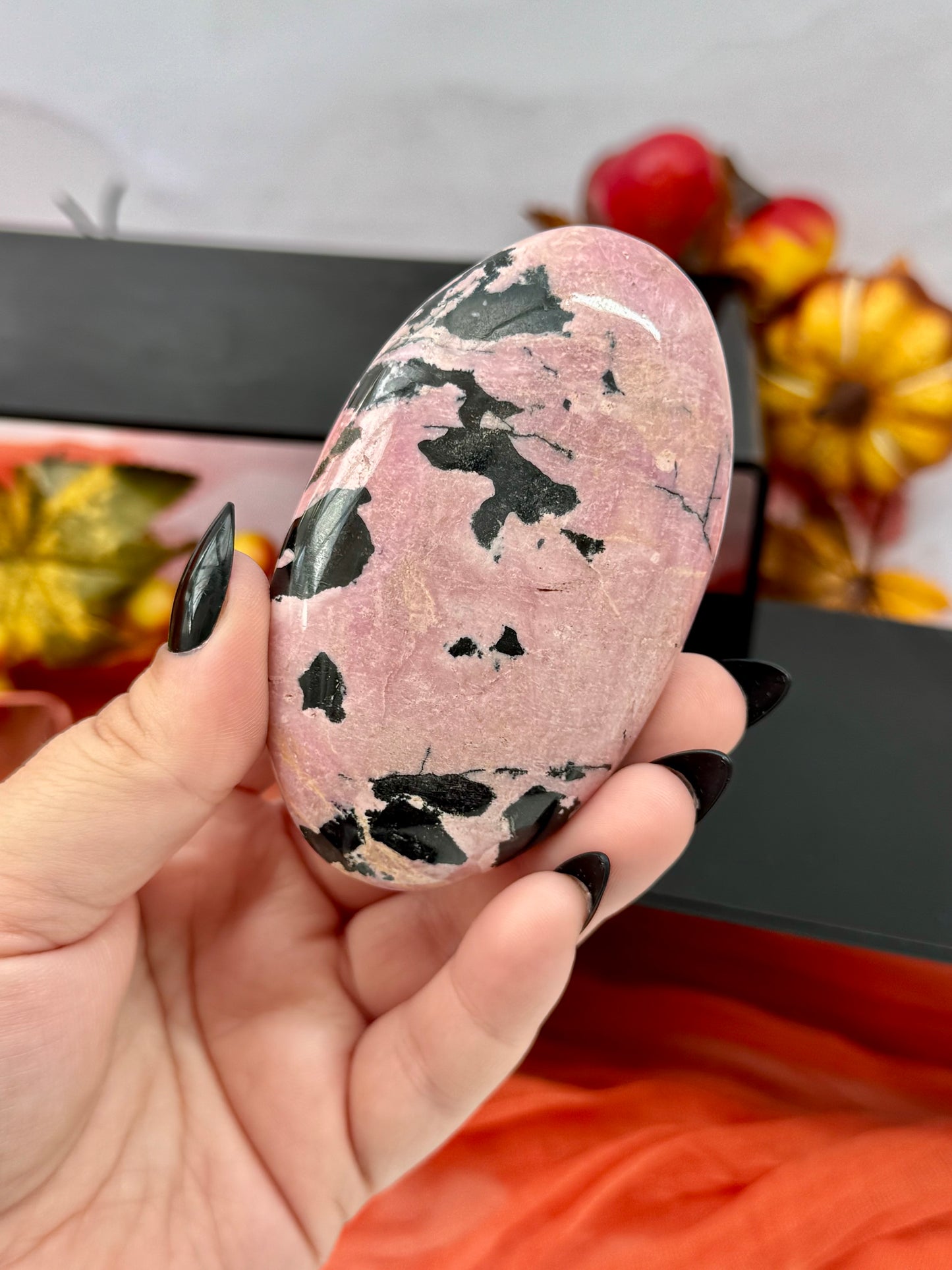 Rhodonite Palms