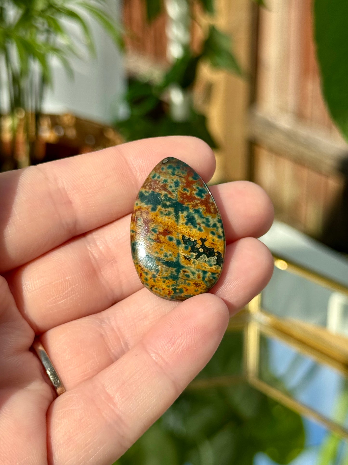 Cabochons