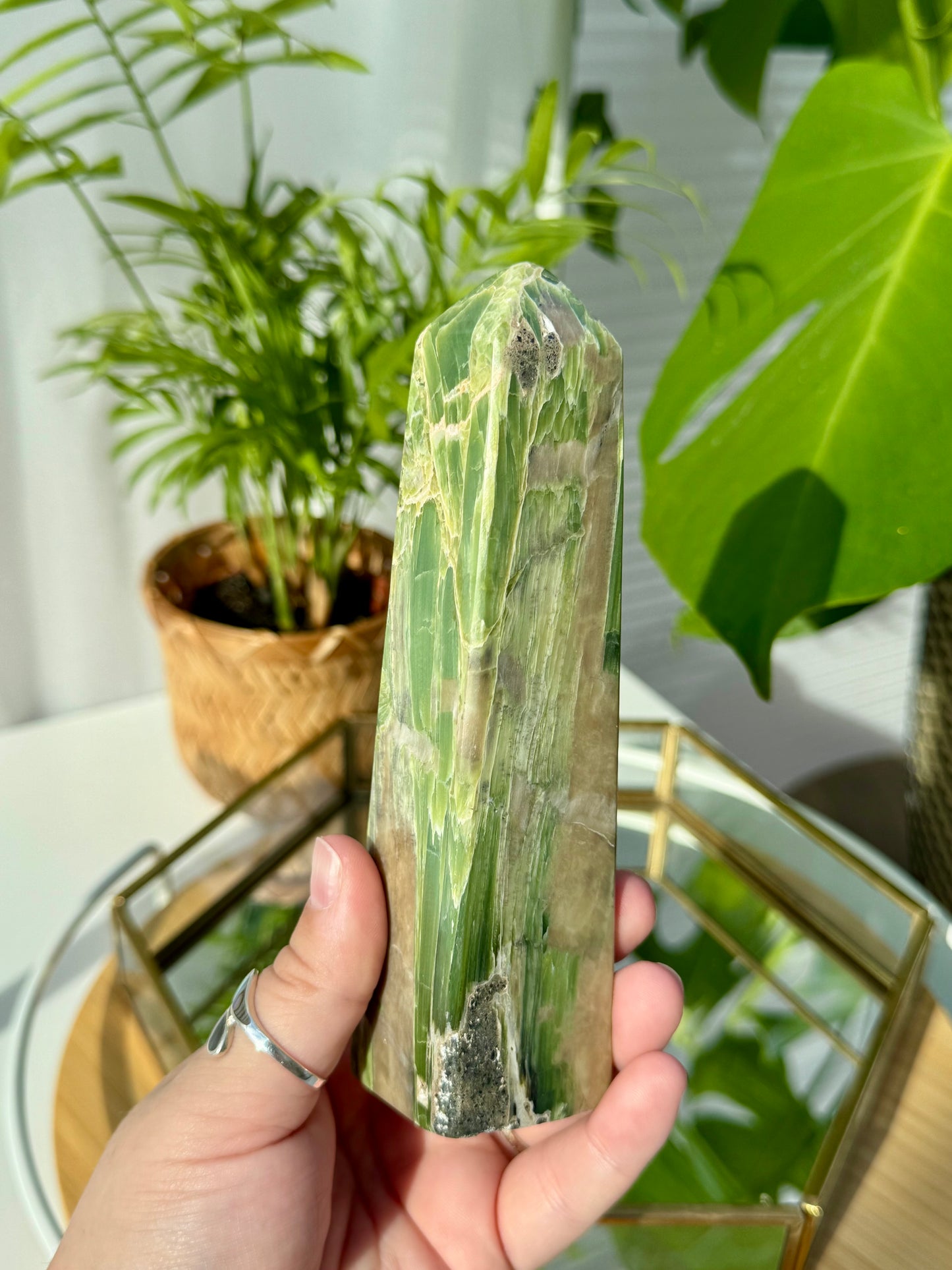 Chrome Tremolite Tower