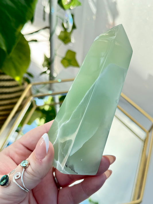 Green Fingerprint Calcite Tower