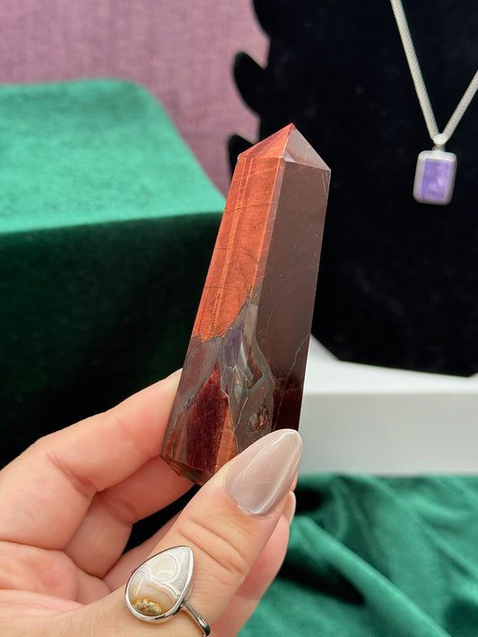 Red Tigers Eye Towers