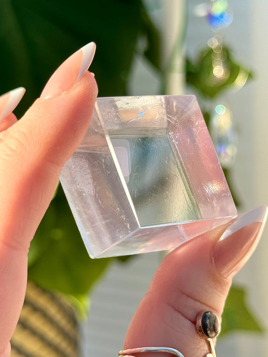 Optical Calcite Cubes